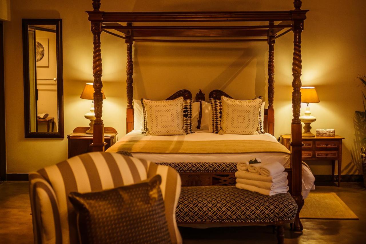 Bushveld Terrace Safari Hotel, Lodge & Spa Пхалаборва Экстерьер фото