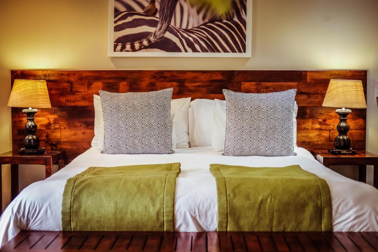 Bushveld Terrace Safari Hotel, Lodge & Spa Пхалаборва Экстерьер фото