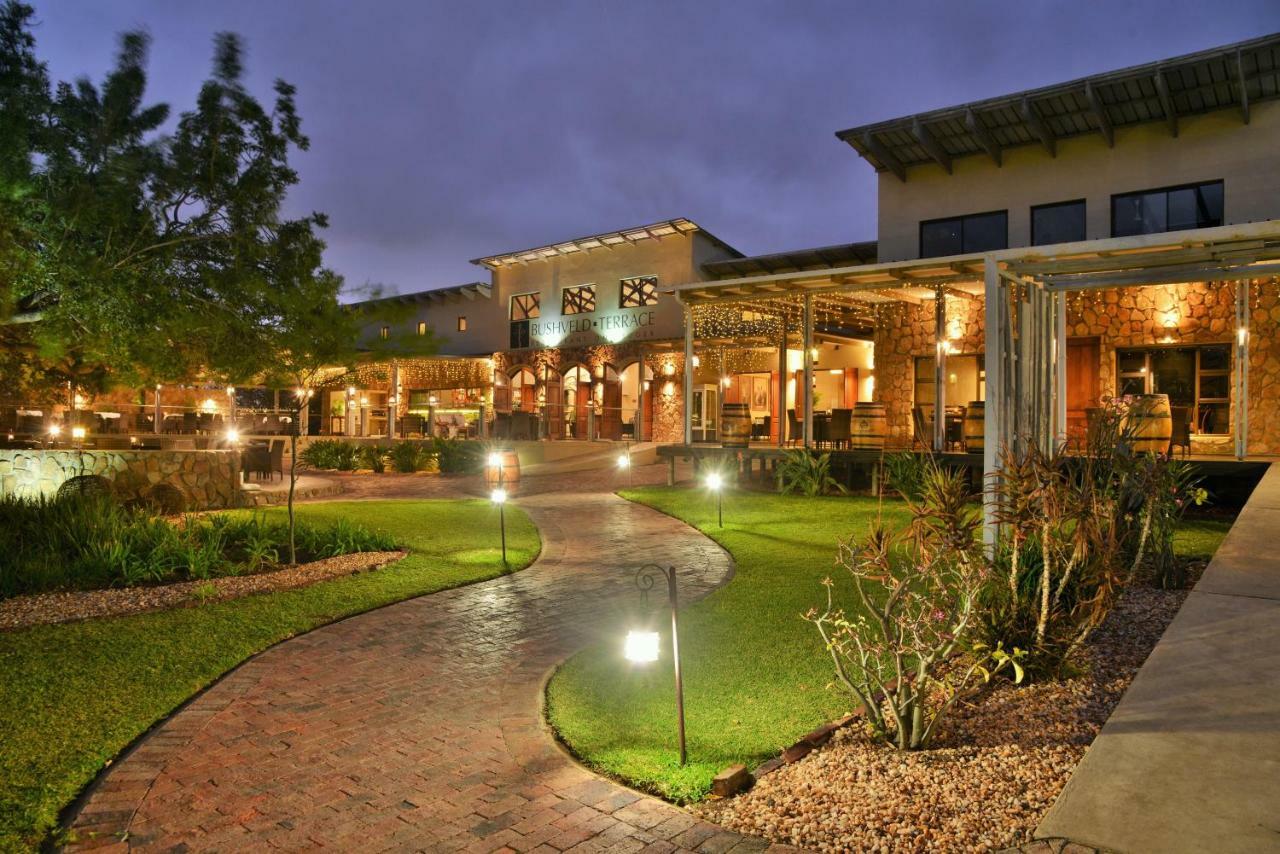 Bushveld Terrace Safari Hotel, Lodge & Spa Пхалаборва Экстерьер фото